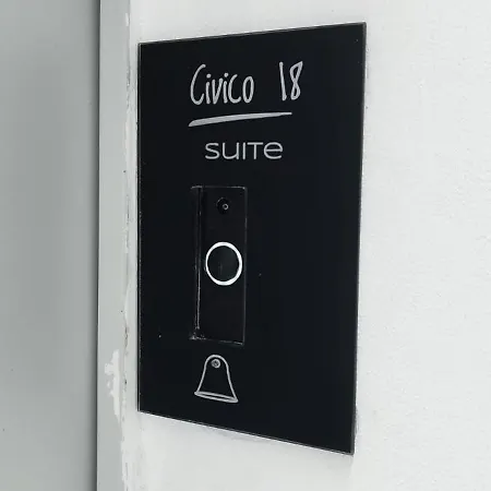 Apartment Civico 18 Naples